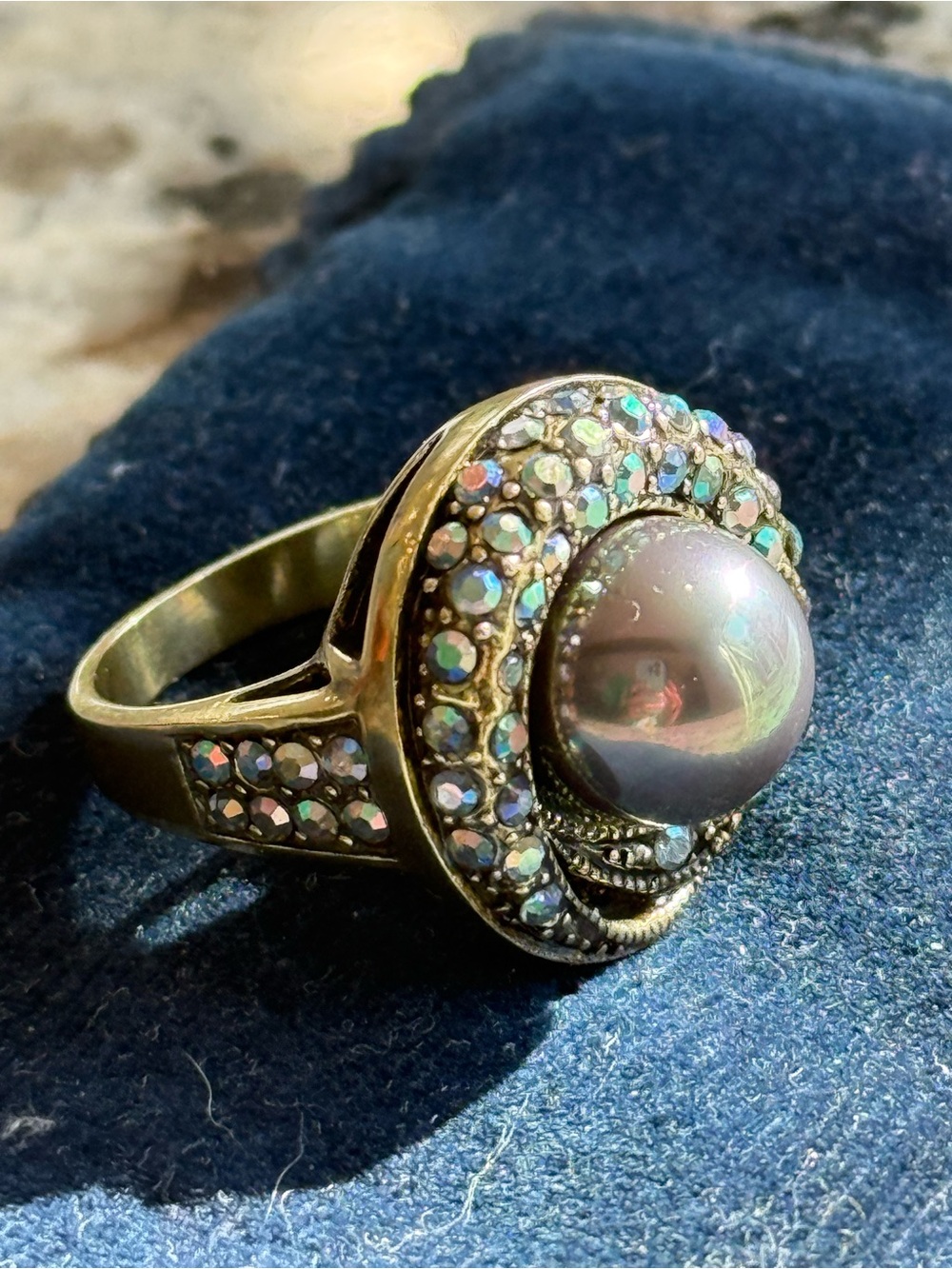 Signed Heidi Daus Faux Black Pearl & Crystal Cocktail Ring - Women's Jewelry - Picture 3 of 7